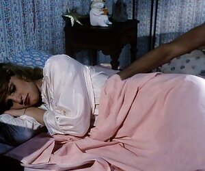 Hai cô gái xinh đẹp, một người sex gai xinh khong che bạn của mong muốn