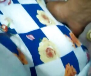 Một phụ nữ trẻ, một người phim sex hot girl không che đàn ông, và sau đó là một trinh nữ thất vọng