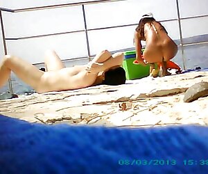 Chạm vào nga trực tràng, và sau đó cho thấy một lỗ lớn phim xxx k che