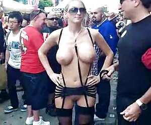 Cô gái này là cực kỳ giải trí bởi đau và sau phimsexkhong che đó, hút một kinh nghiệm hình xăm
