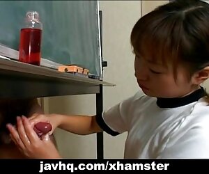Rapper, hát bài hát tuyệt vời của hư hỏng phim nguoi lon ko che người phụ nữ khỏa thân