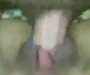 Cha đầy ham muốn làm tình với một công chúa xinh đẹp trong khi vợ mình sex full không che đi